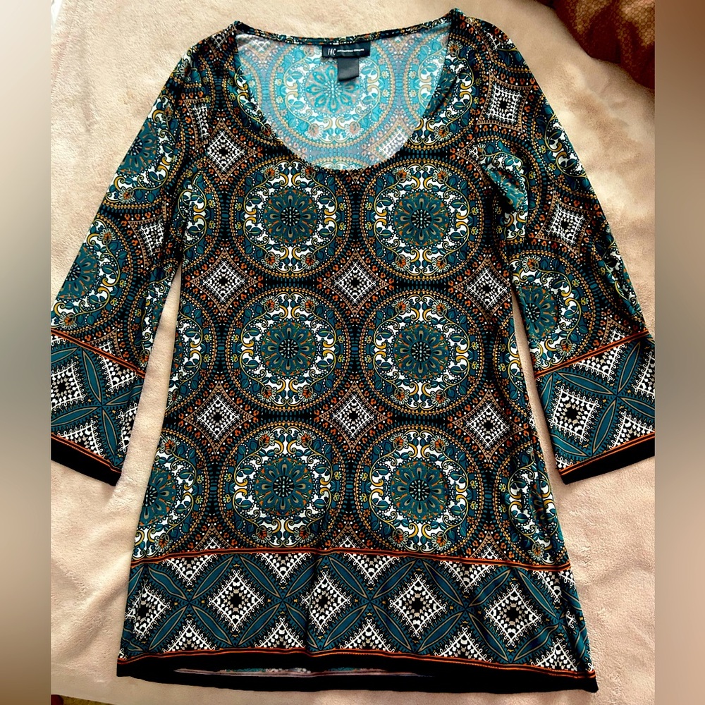 Ladies short dress/long top, size small.